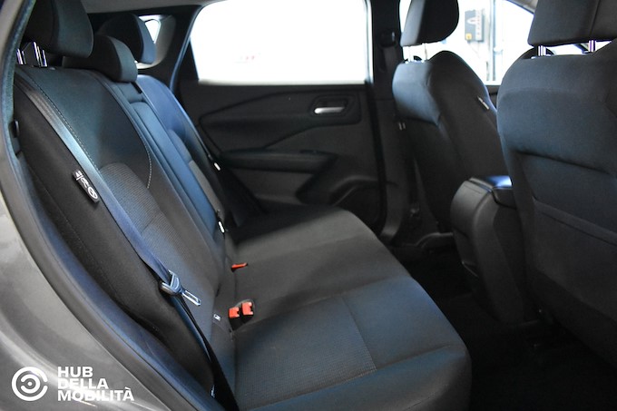 NISSAN Qashqai MHEV 140 CV Acenta